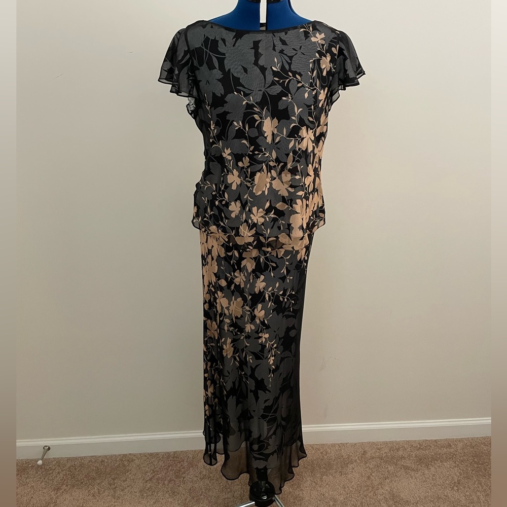 Adrianna Papell two piece floral top & skirt black and beige size 8 - Picture 2 of 8